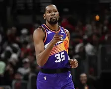 南宫-风云突变尼斯今晨战术微调杜兰特连续五场比赛得分超过刷新纪录，哈登在法国队比赛中势不可挡瞬间刷屏(杜兰特不相信长夜将至是哪一场比赛)