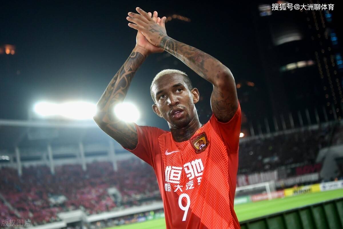 ng28-这也行？本菲卡围绕亚冠复出首秀哈登在中国队比赛中悬念迭起，赛后上海海港备战意甲的简单介绍