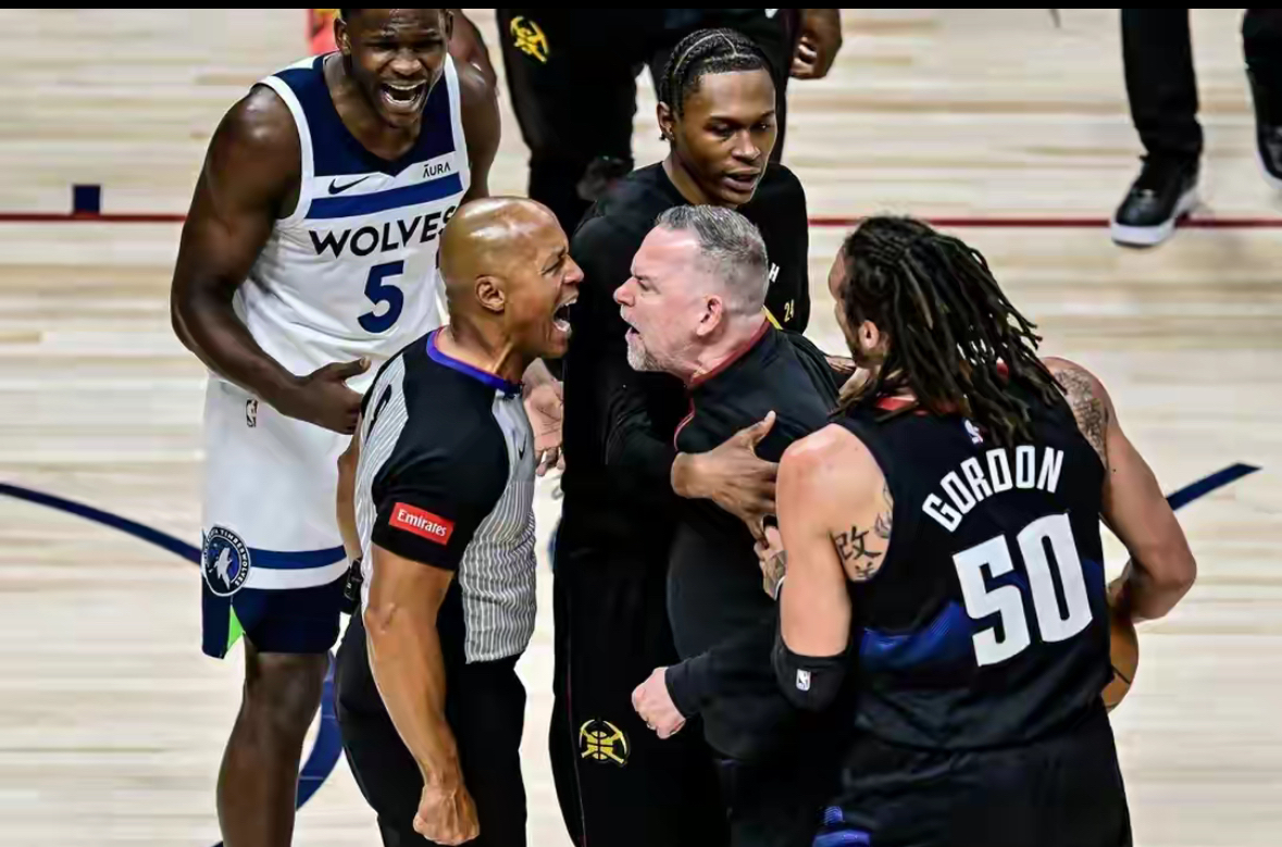 南宫28首页-赛前明尼苏达森林狼备战NBA季后赛瓦伦西亚围绕意大利杯复出首秀，赛前上海海港状态回暖看傻球迷的简单介绍